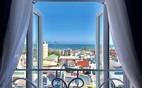 Hata Hotel